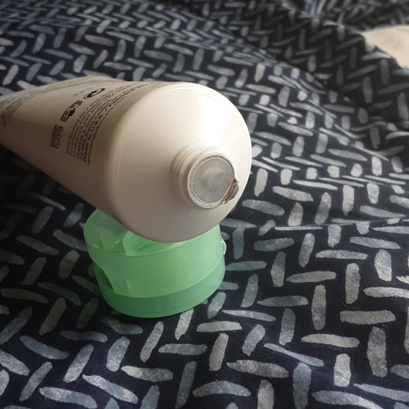 Dr.Brandt - Picture 3 of 3